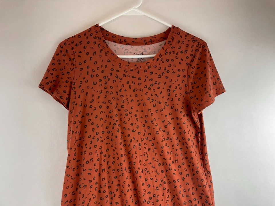 Sweet Tea's by Pink Rose T 恤女式 M 码烧焦橙色黑色猎豹印花 — 第 3/4 张图片