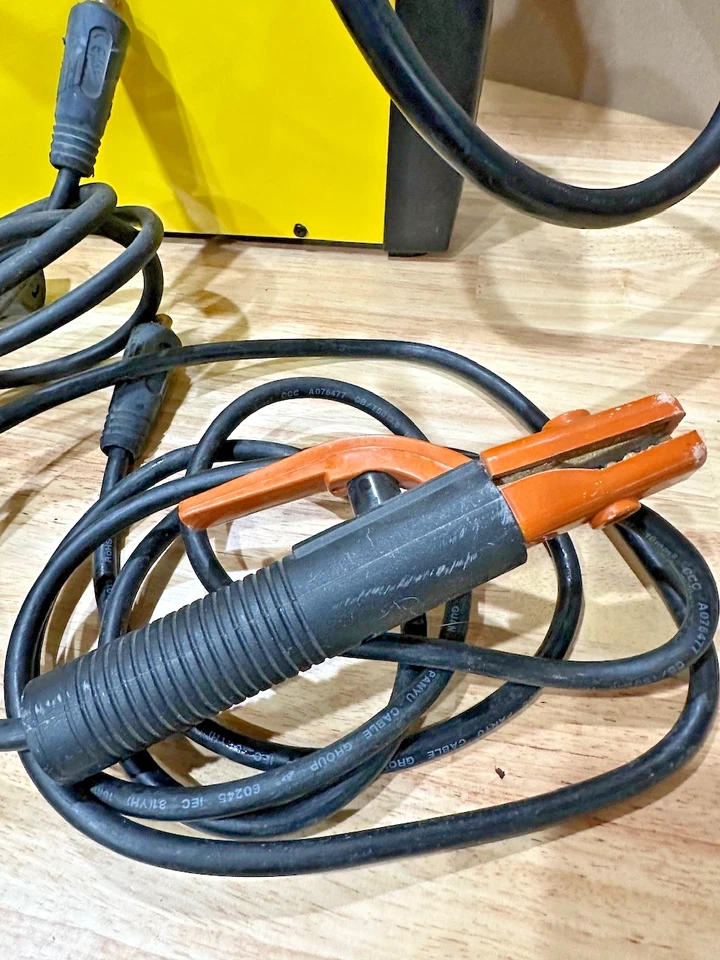 Soldador ESAB MiniArc Foto 3 de 4