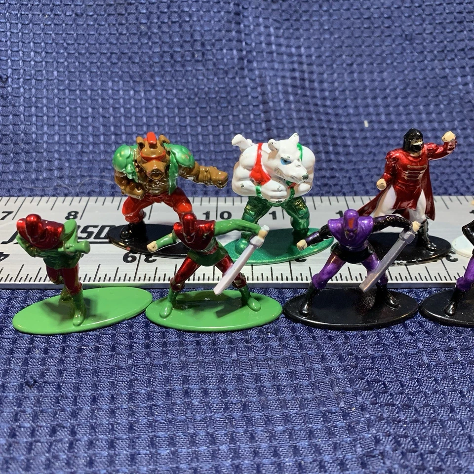 Jada Toys Nano Figuras de Metal Tortugas Ninja Mutantes Adolescentes. 24 TMNT. Calendario de Adviento. Foto 3 de 4