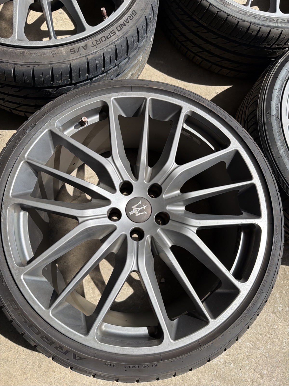Maserati Ghibli 14-24 REAR AND FRONT Wheels Rim set of 4 21x10.5 / 8.5 OEM
