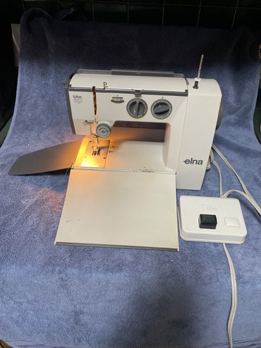 Elna Lotus SP Sewing Machine w/ Foot Pedal Turns on