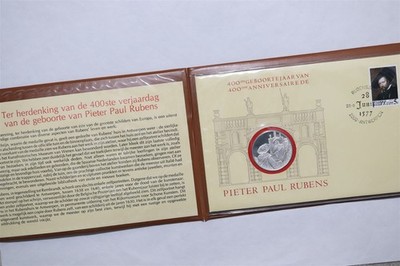     US RUBENS 1977 BU Proof Silbermedaille mit COA im Original Folder B89...