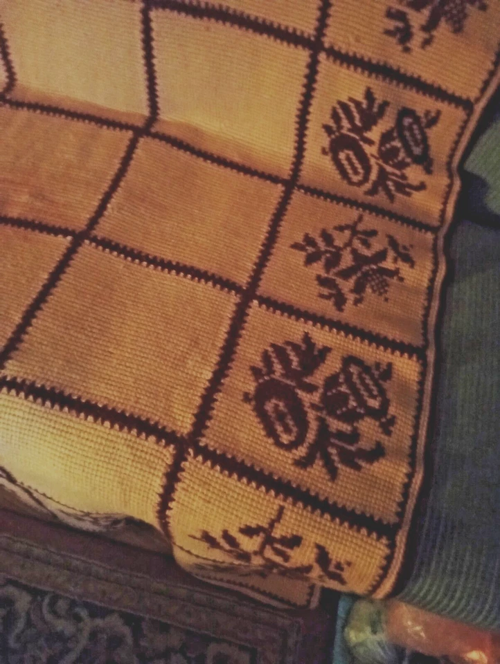 Punta de aguja gruesa artesanal vintage beige/marrón floral a rayas afgano 64"x50 Foto 3 de 4