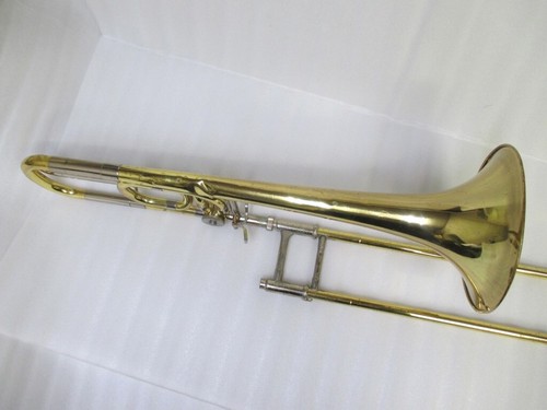 Yamaha YSL-648 Tenor Bass Trombone Hard case - Picture 5 of 6