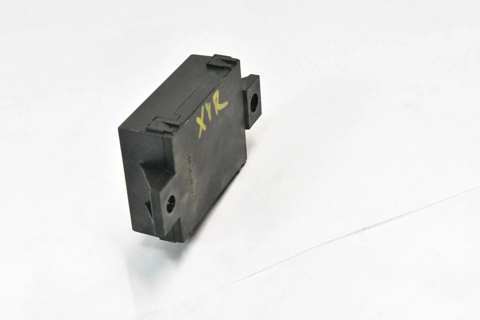 04-09 Cadillac XLR Park Assist Module Used Bosch 10348799 10317519 OEM - Image 3 of 4