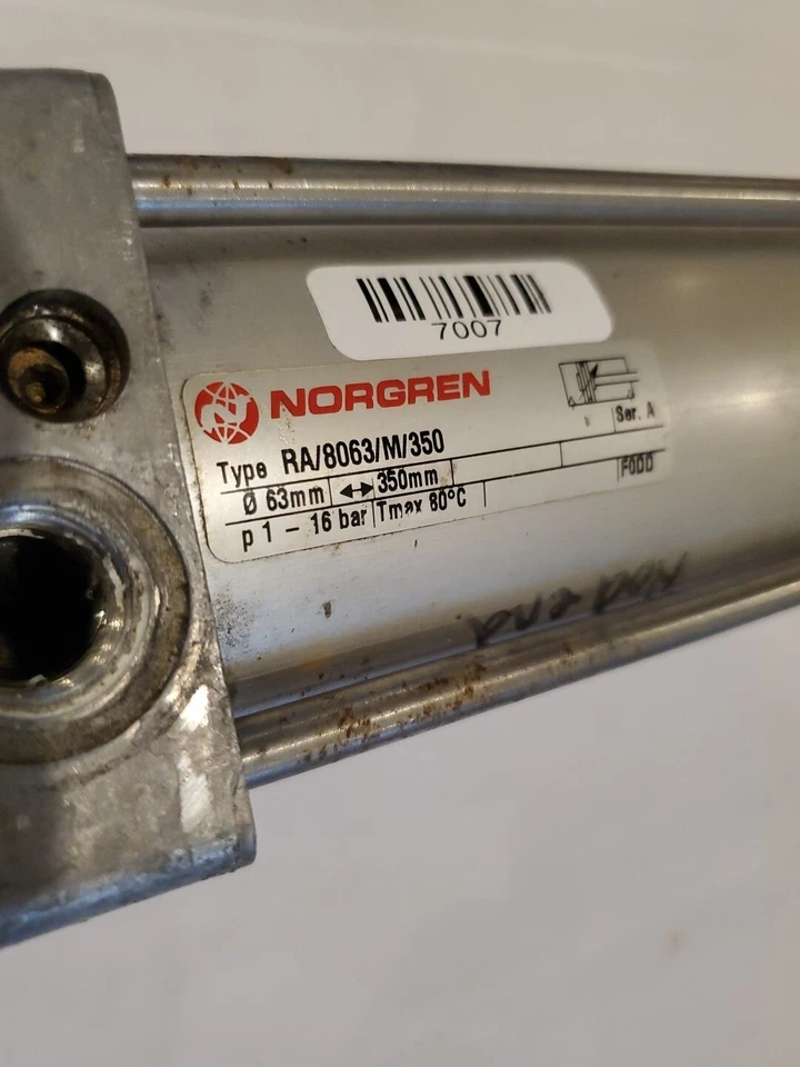 Cilindro neumático Norgren RA/8063/M/350 Foto 2 de 4
