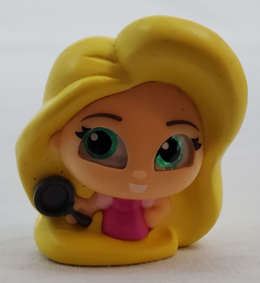 Disney Just Play 'Doorables' Rapunzel with Frying Pan 001