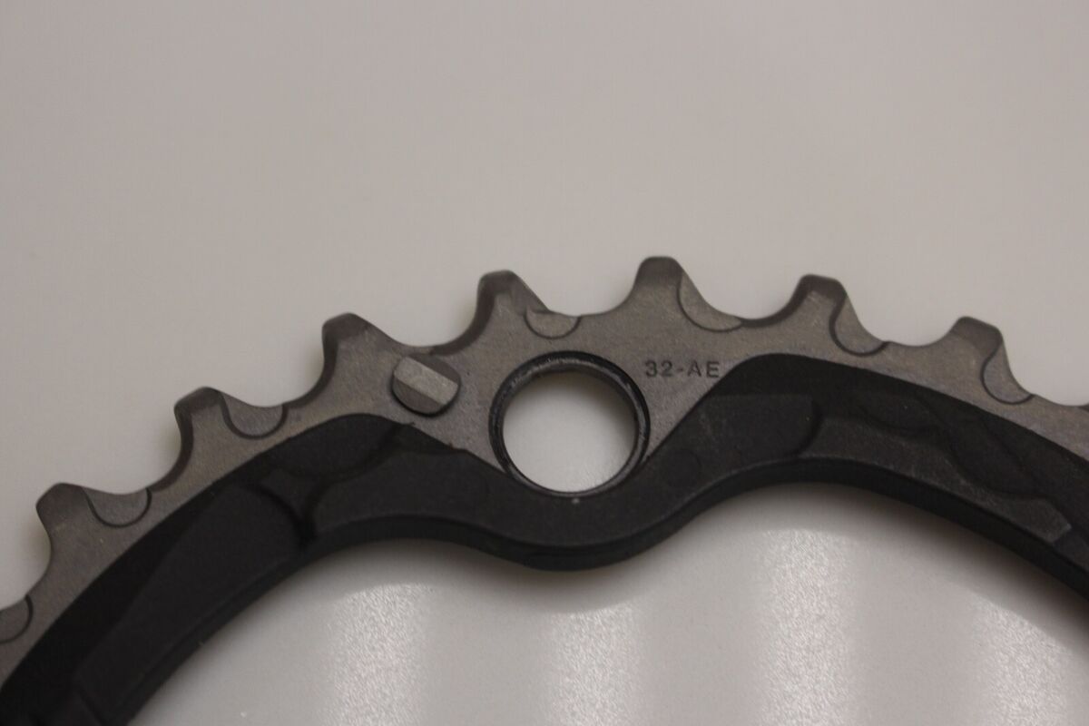 NEW SHIMANO XTR FC-M980 10SP Chain Ring-32T AE-Y1LR98020-104 NEW SHIMANO XTR FC-M980 10SP Chain Ring-32T AE-Y1LR98020-104
