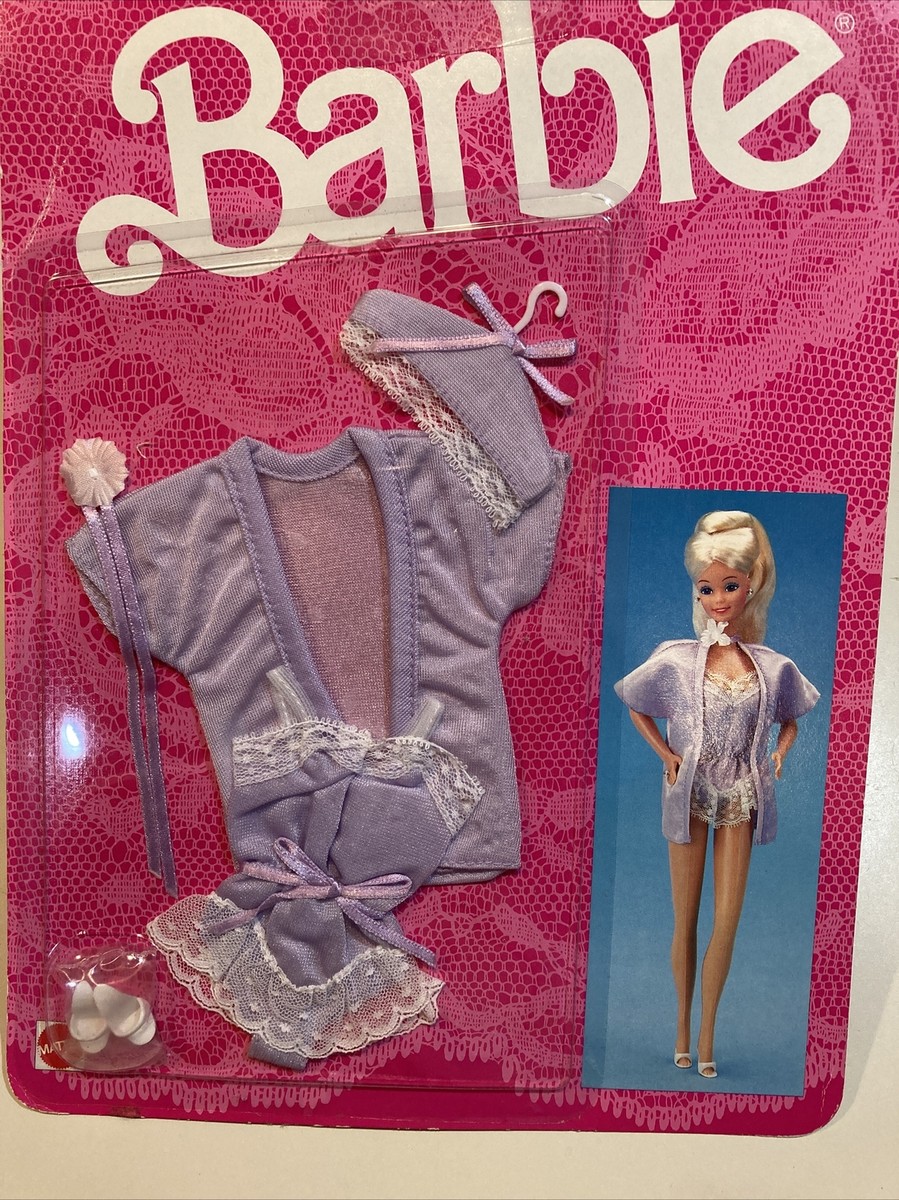Barbie Vintage Fancy Frills Lingerie Fashion Mattel 3180 Mattel