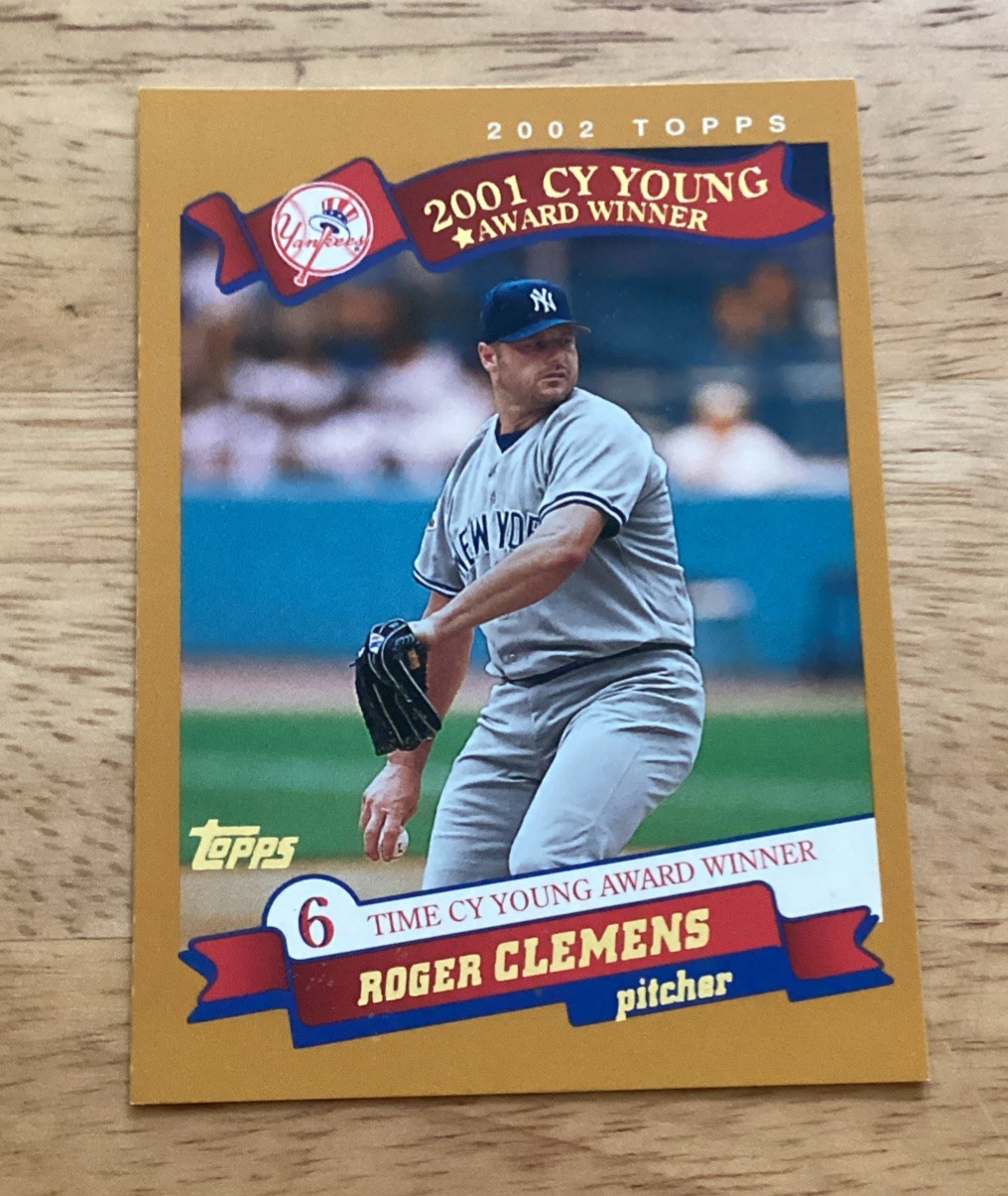 2002 Topps -  Cy Young Award Roger Clemens #714 - NM condition - FREE SHIPPING