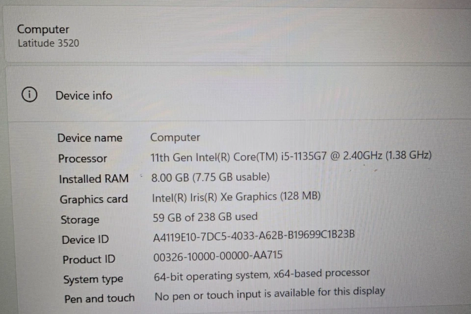Dell Latitude 3520 · i5-1135G7 · 8GB · 256GB, photo 4 of 5