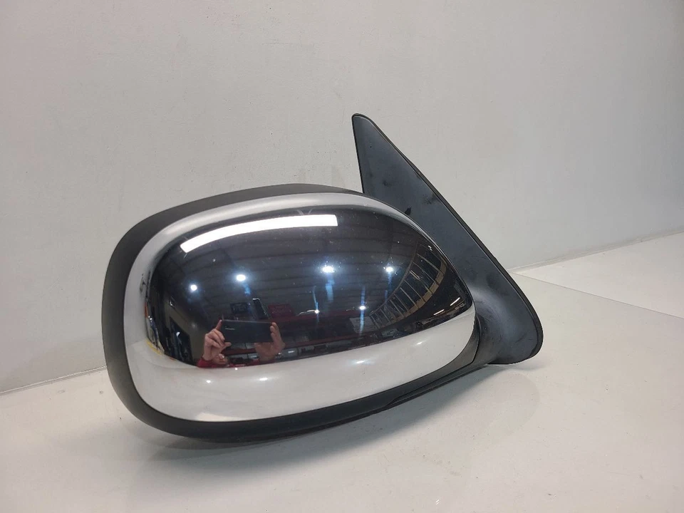 Espejo retrovisor derecho pasajero Toyota Tundra 2004-06 (doble cabina/SR5) - potencia sin calefacción Foto 2 de 4