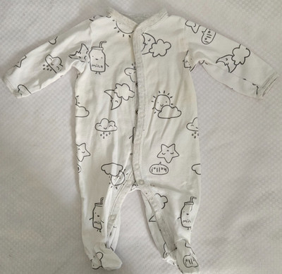 Carter's White One Piece Cloud Sleepwear US Size 3 Months/ Baby  Sleepwear