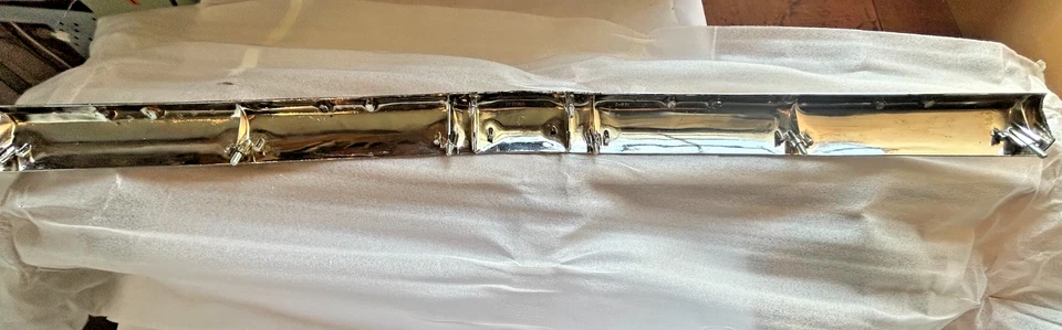 Chevy Bel Air 210 150 1957 barra de capó delantero con kit de instalación - nuevo hecho en EE. UU. Foto 3 de 4