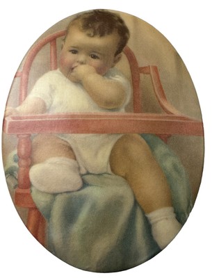  Bee Kay Creations Oval Plaque Baby in Chair  Beautiful Baby Vintage 