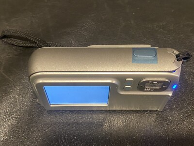 HP PhotoSmart E427 6.0MP Digital Camera - Silver Vintage