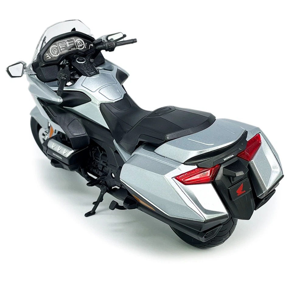 Modelo de motocicleta Honda Gold Wing 2020 escala 1:12 diecast moto juguete plateado Foto 4 de 4
