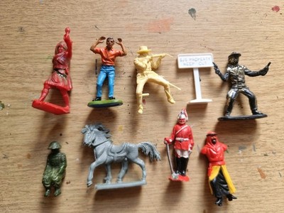 Britains Timpo etc Figuren Restposten .verschiedene Fabrikate Cowboys,Gardisten Araber