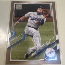 Topps. 2021 Update Series Matt Beaty Gold #US294 /2021 Dodgers