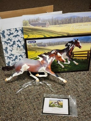 Breyer 2022 CONSTANTIA Premier Club model w/ Bag, Box & COA