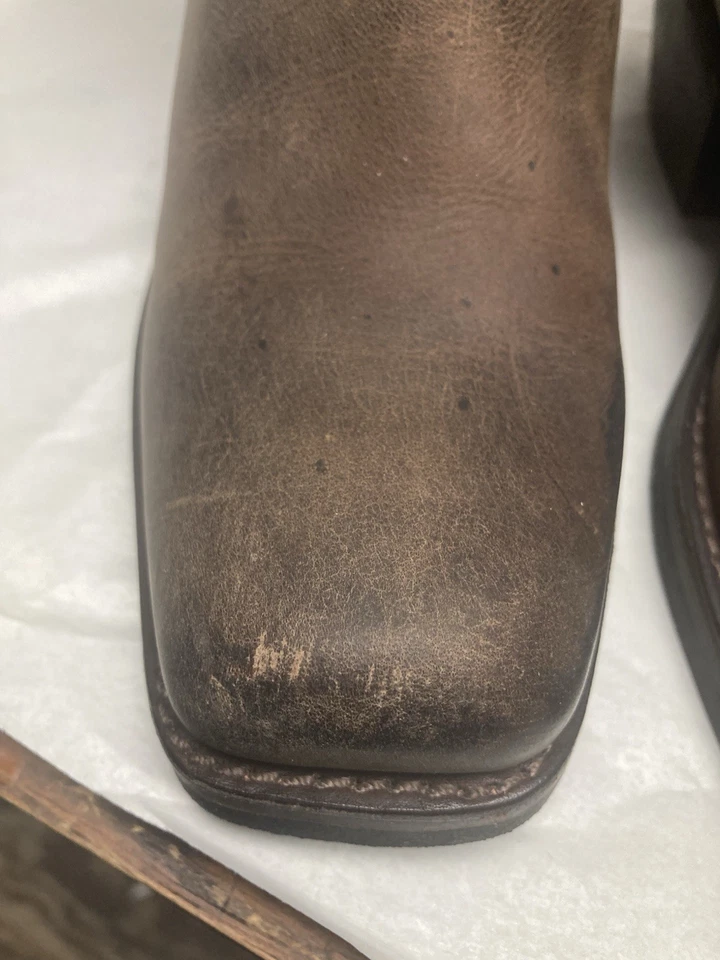 Женские сапоги с ремнем BCBGirls размер 7,5 B квадратный носок - Изображение 3 из 4