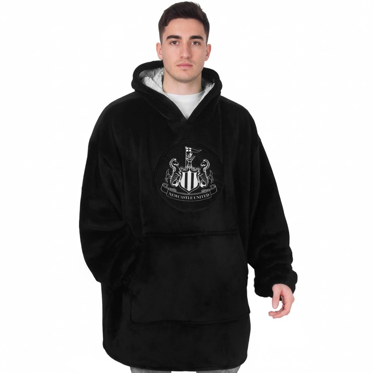Newcastle United Adults Oversized Hoodie Blanket Official Black Xl-Xxxl - Image 2