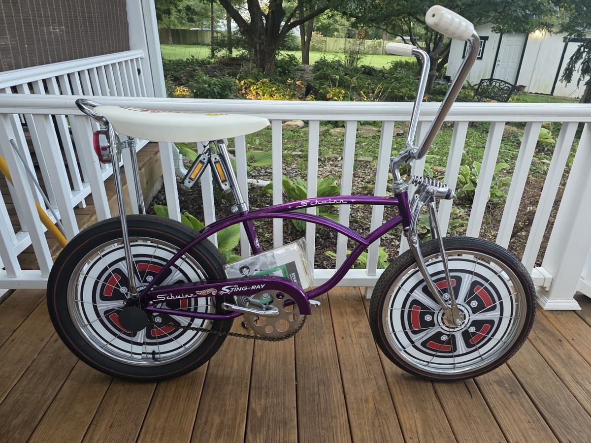 激レア Schwinn Sting-Ray SLIK Schwinn Sting-ray Hot wheels special edition treasure hunt J33