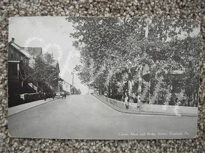 FREELAND PA-CORNER MAIN & RIDGE STREETS-HOUSES-LUZERNE COUNTY PENNSYLVANIA