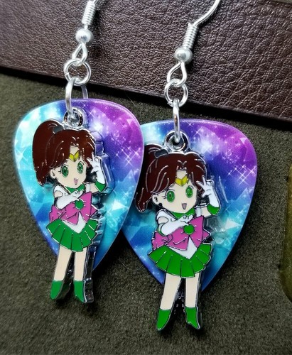 Sailor Moon Sailor Jupiter Charm Guitar Pick Earrings - Pick Your Color - Picture 3 of 5