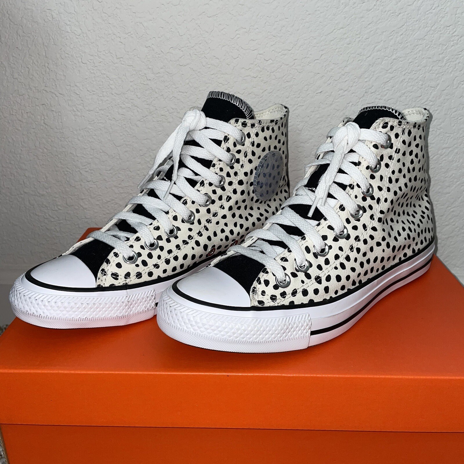 CONVERSE CHUCK TAYLOR ALL STAR Creamy Leopard High To… Gem