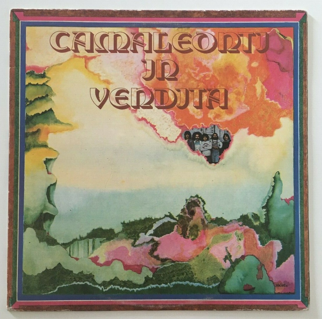 Foto 1 di 3