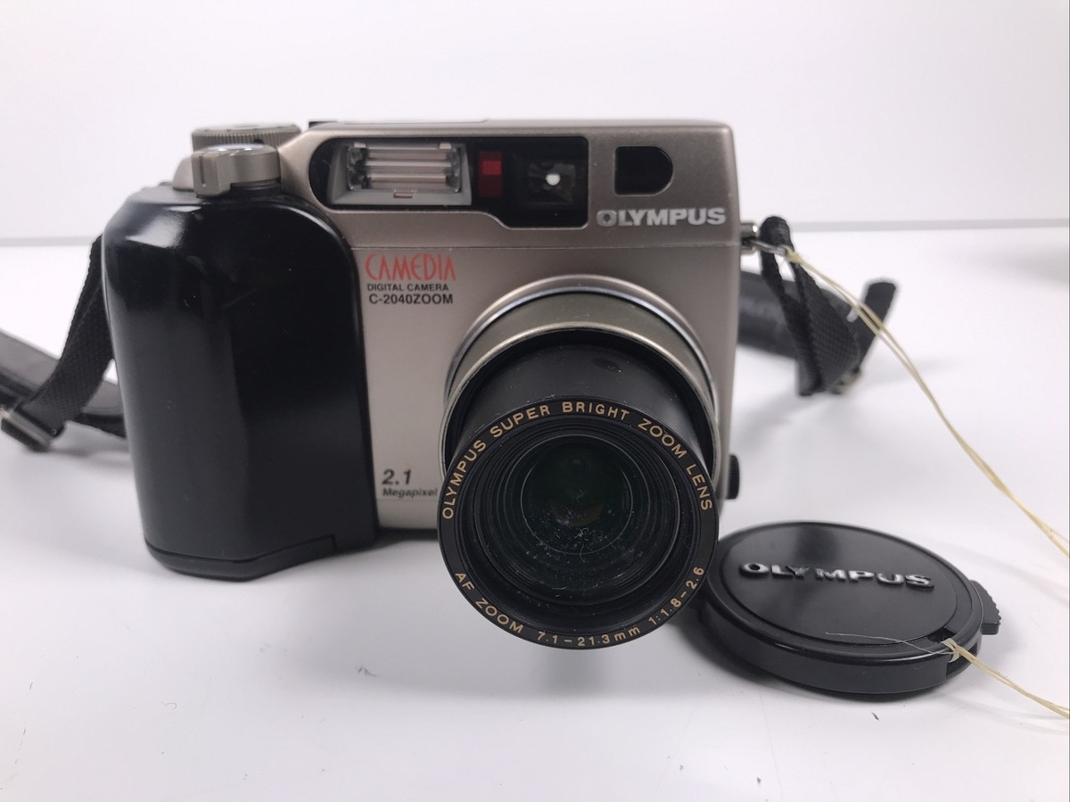 OLYMPUS CAMEDIA C-3000Z 2.1メガピクセル