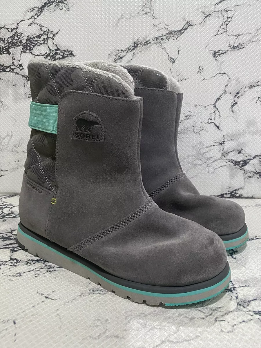 Grey sorel best sale boots