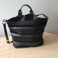 New Splendid Brand Tote Bag Black Style # 4pry1184 With Dust Bag