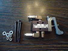 PARKER/SCHRADER BELLOWS M/N 414211000. 3 WAY SPOOL VALVE. ROLLER OPERATED SPRING