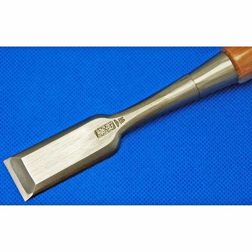 Tasai Oire Nomi Japanese Bench Chisel Polished Finish Blue Steel Red Oak 田斎 追入鑿 - Afbeelding 58 van 63