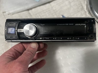 Alpine Cde-134hd Cd Receiver USB Aux 2 Channel 2 Volt Outputs HD Radio