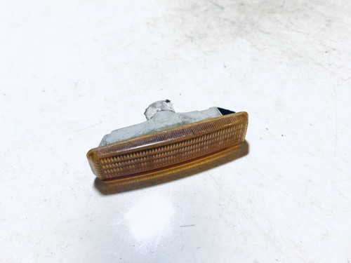 8360589 Seitenblinker (Kotflügelblinker) Vorne Rechts 8360205 BM DE964099-14
