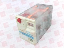 SCHNEIDER ELECTRIC RXM4AB2B7 / RXM4AB2B7 (USED)