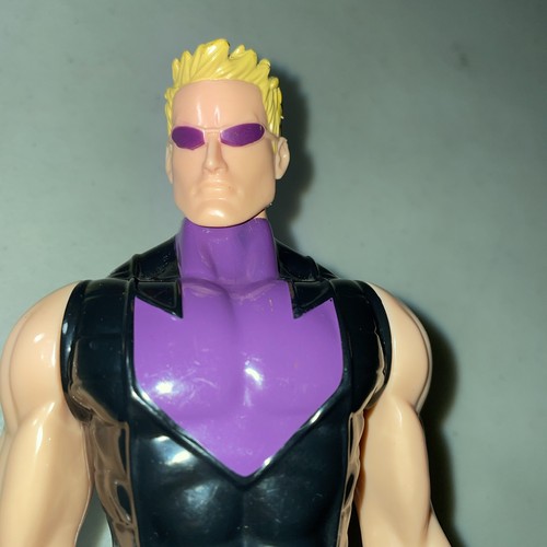 Hawkeye  Action Figure Marvel Avengers Assemble Titan Hero Series 2014