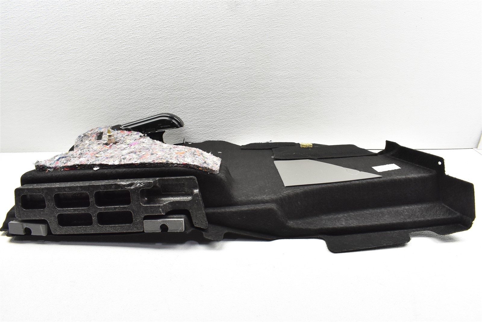 2016 Maserati Quattroporte S Q4 Rear Right Trunk Liner Carpet 14-18