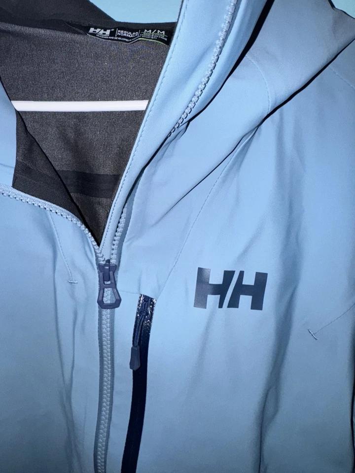 Jaqueta Helly Hansen feminina azul neblina vidro backcountry. Tamanho médio novo com etiquetas. - Imagem 3 de 4