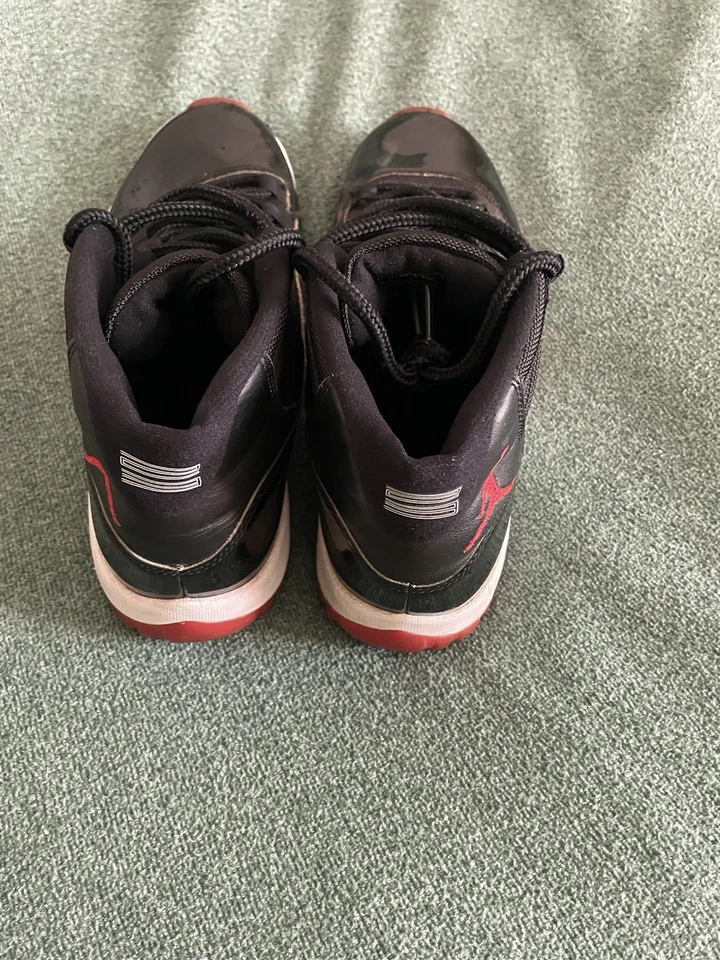 Size 10.5 - Jordan 11 Retro High Bred - Image 4 of 4