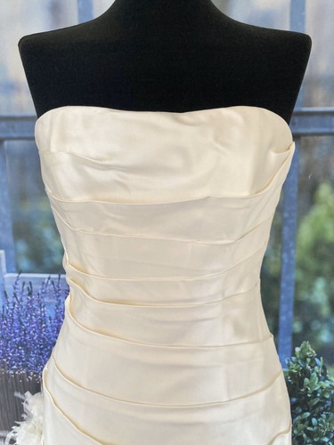 10 π€ Paloma Blanca | 4008 | Size 12 | Ivory Silk Wedding Dress - Picture 3 of 8