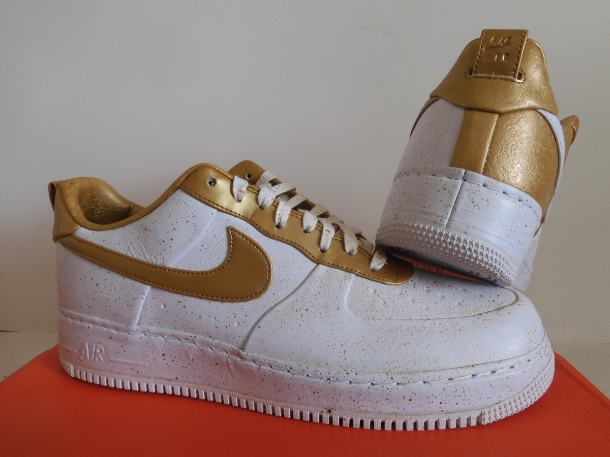 トップス Lot 486 USAFA size S NIKE AIR FORCE 1 LOW SUPREME 1/0 TZ WHITE-METALLIC GOLD SZ