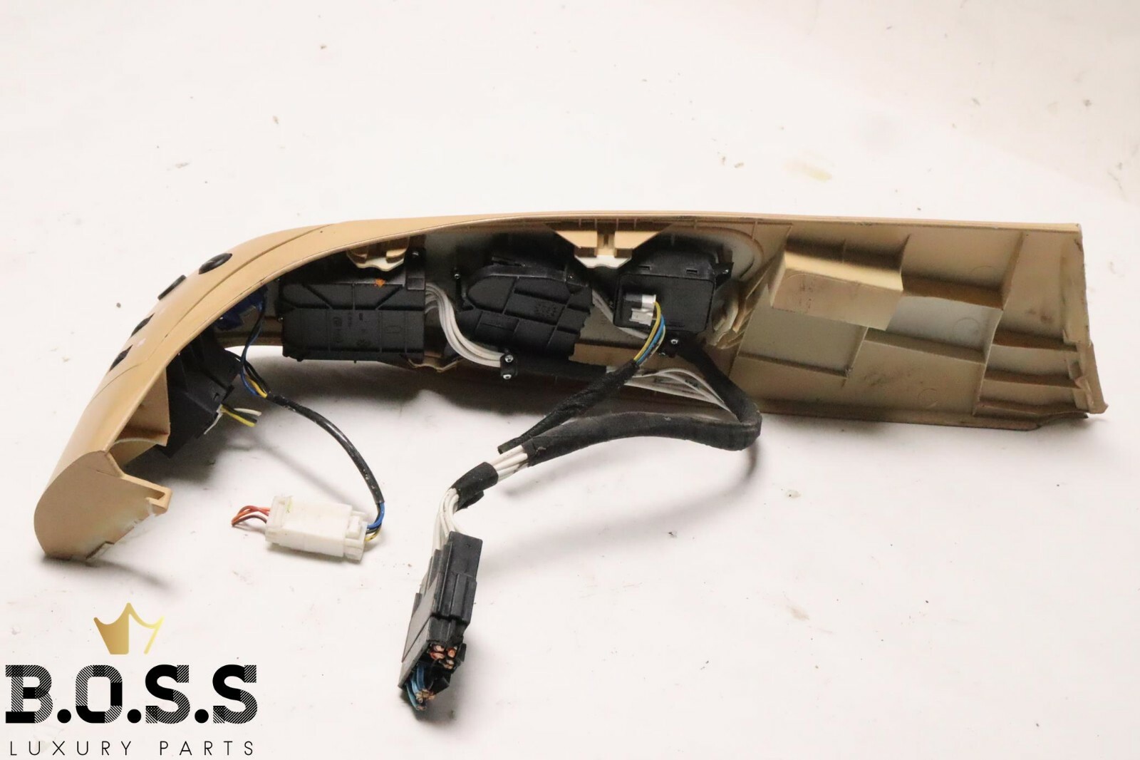 03-12 M139 MASERATI QUATTROPORTE FRONT RIGHT PASSENGER SEAT CONTROL SWITCH OEM