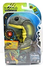 WowWee Fingerlings Untamed Fang Snake Ferocious at Your Fingertips New 