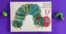 THE VERY HUNGRY CATERPILLAR Eric Carle Collins World Book Club Edition Plus Toys