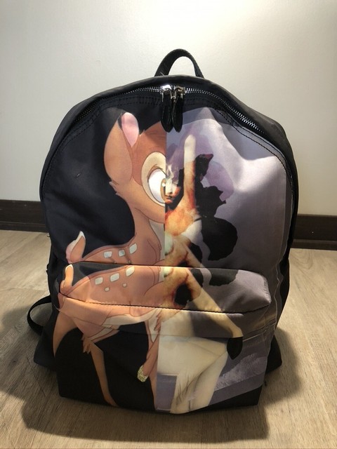 GIVENCHY ナノ バックパック 210.jpg