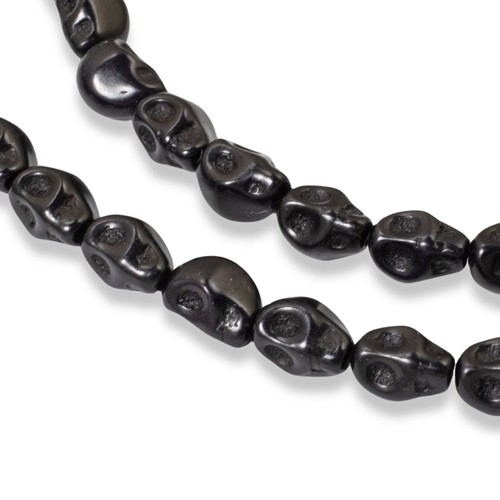 Schwarze Mini Totenkopf Stein Perlen - DIY Halloween Schmuck & Tag der Toten Basteln - Bild 1 von 7